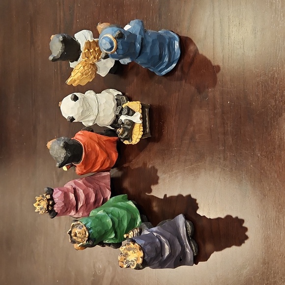 Bear Nativity Scene, set of 8 - Picture 2 of 16